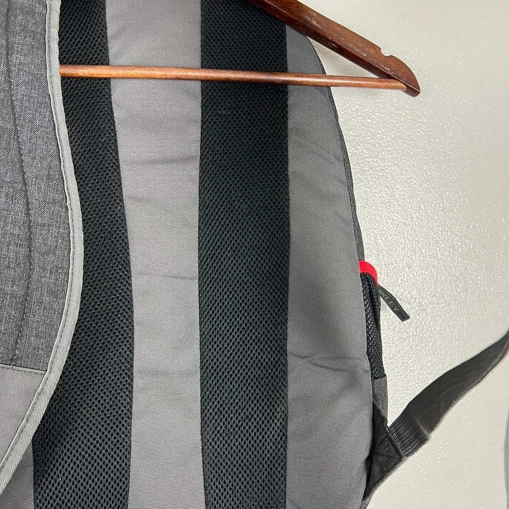 Oakley Backpack 5 Speed Pack Gray Red Travel Commute School‎ Work College